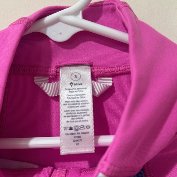 • Ivivva • Girls Zip Up Athletic Jacket Hot Pink with blue and white print  8 - Picture 3 of 4